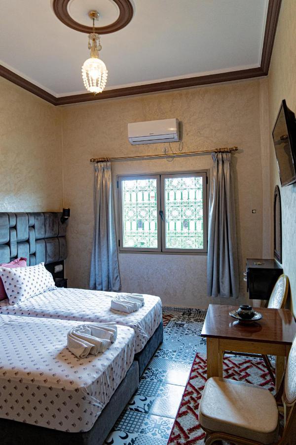 Hotel La Vallee Des Kasbahs Chez Ilyas Tinghir Exterior photo